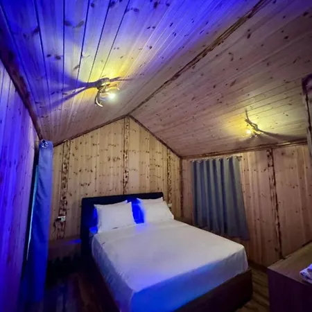 Forest View & Treehouses Luxury tent *